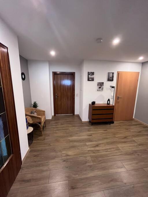 Modern Und Rustikal Mit Kamin Ferienwohnung Kohlert Bad Berleburg Luaran gambar